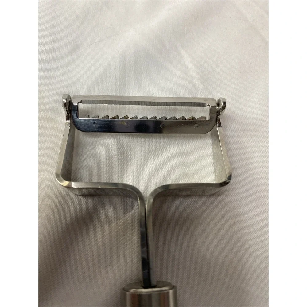 Kuhn Rikon Stainless Steel‎ Julienne Peeler Slicer Switzerland 7